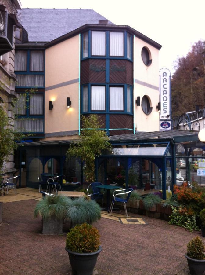 Hotel Les Arcades - La-Roche-En-Ardenne Bagian luar foto