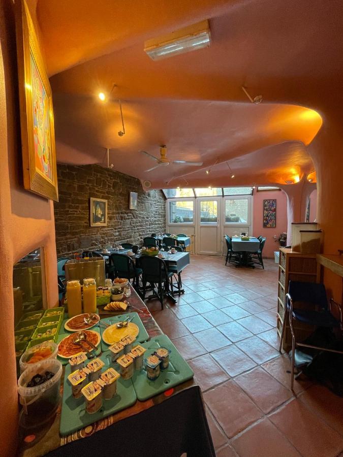 Hotel Les Arcades - La-Roche-En-Ardenne Bagian luar foto
